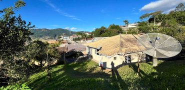 Casa à venda – Centro Gravatal