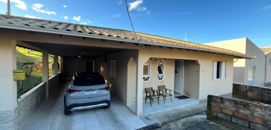 Casa à venda – Centro Gravatal