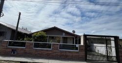 Casa à Venda  – Praia do Camacho