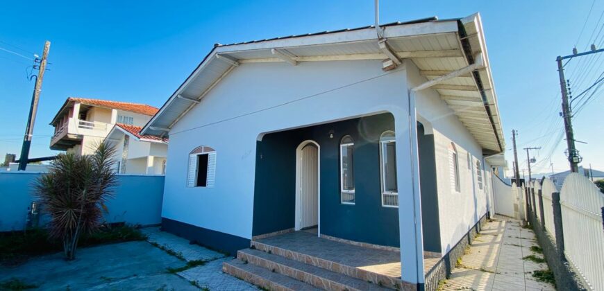 Casa à venda em Capivari de Baixo, Rua da Liberdade – Bairro Santa Lúcia