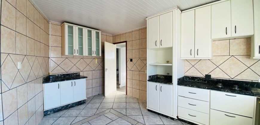 Casa à venda em Capivari de Baixo, Rua da Liberdade – Bairro Santa Lúcia