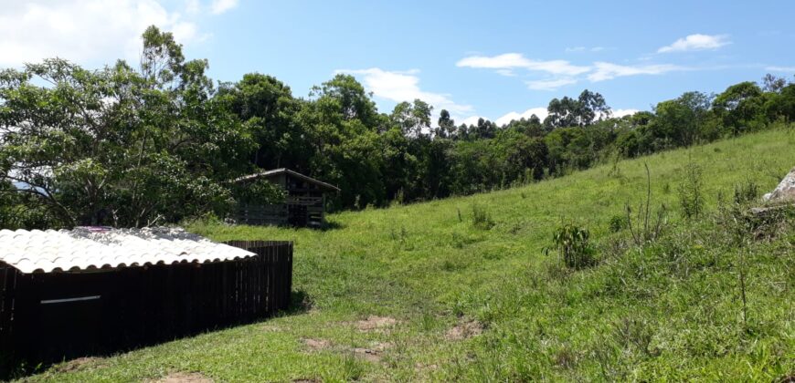 Sítio à Venda – 2,1 Hectares