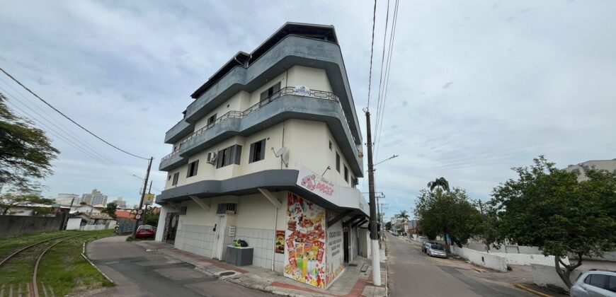 Apartamento à venda no Edifício Adriana – Oficinas, Tubarão/SC