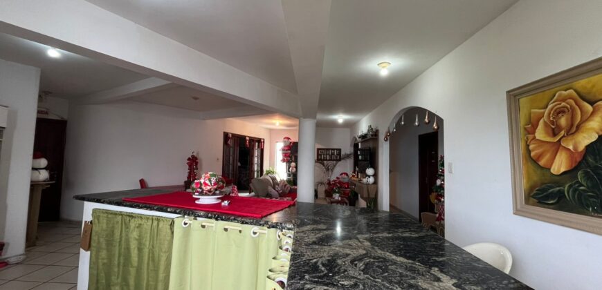 Apartamento à venda no Edifício Adriana – Oficinas, Tubarão/SC