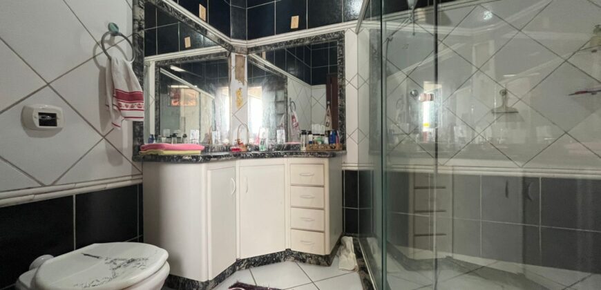 Apartamento à venda no Edifício Adriana – Oficinas, Tubarão/SC