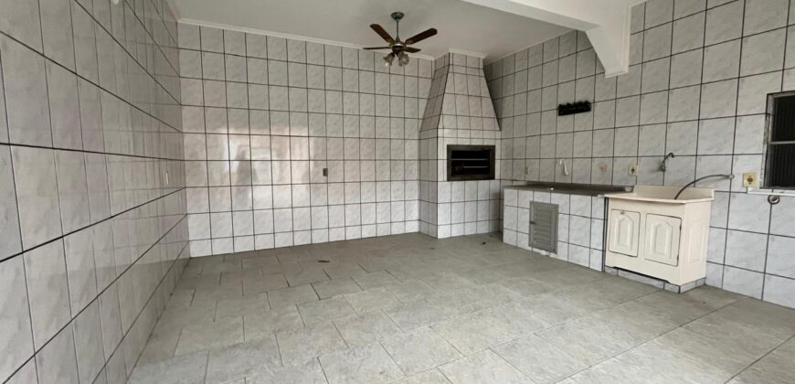 Casa a venda – Centro Tubarão