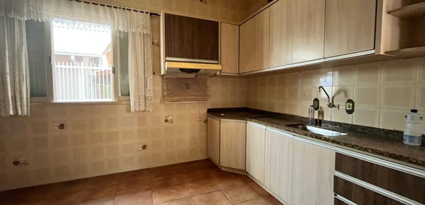 Casa a venda – Centro Tubarão