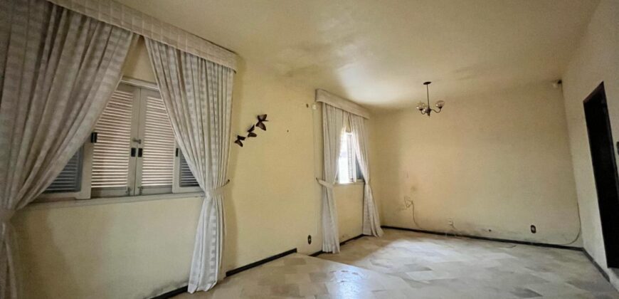 Casa a venda – Centro Tubarão