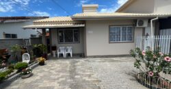 Casa à venda em Capivari de Baixo