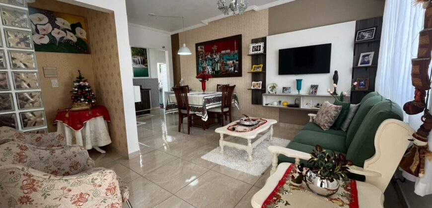 Casa à venda em Capivari de Baixo