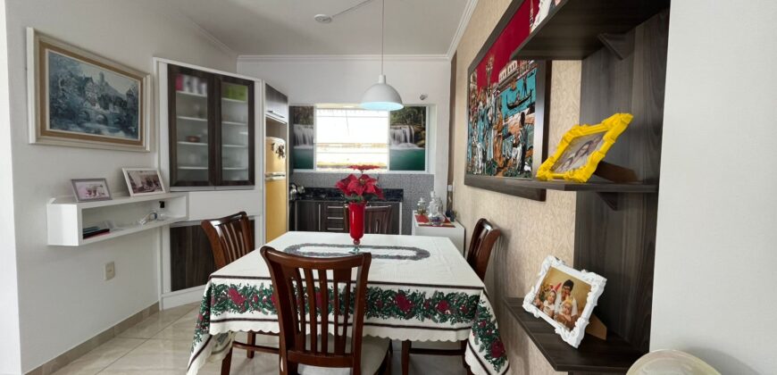 Casa à venda em Capivari de Baixo