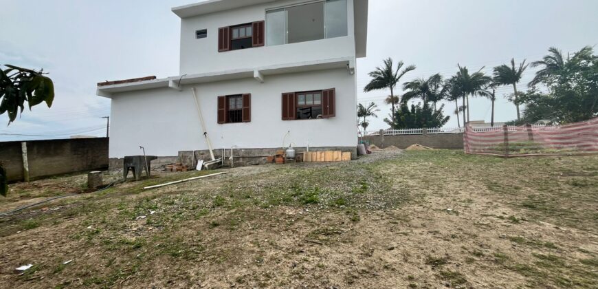 Casa à venda em Pescaria Brava