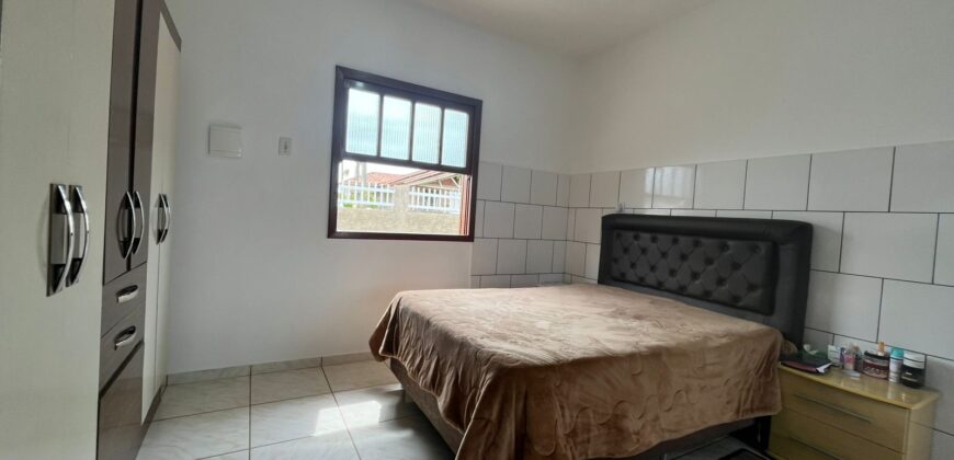 Casa à venda em Pescaria Brava