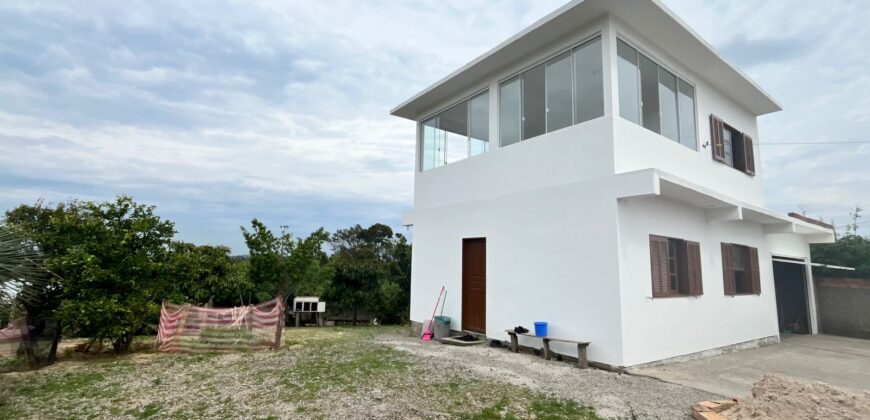 Casa à venda em Pescaria Brava