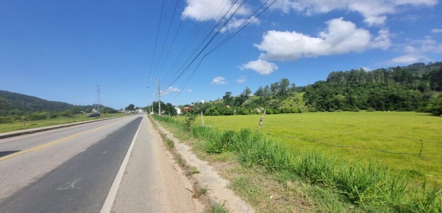 Terreno amplo- Bairro KM 60, Tubarão
