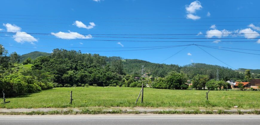 Terreno amplo- Bairro KM 60, Tubarão