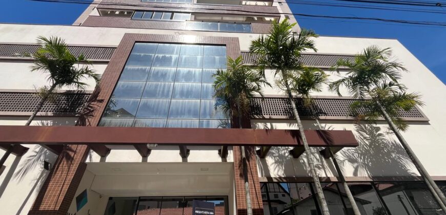 Apartamento à venda no Centro de Tubarão