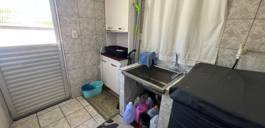 Casa à venda no Centro de Gravatal/SC