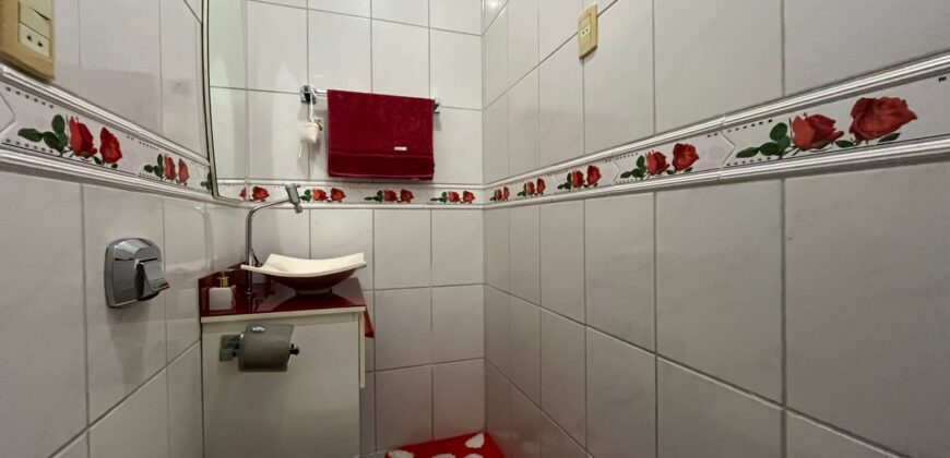 Casa à venda no Centro de Gravatal/SC