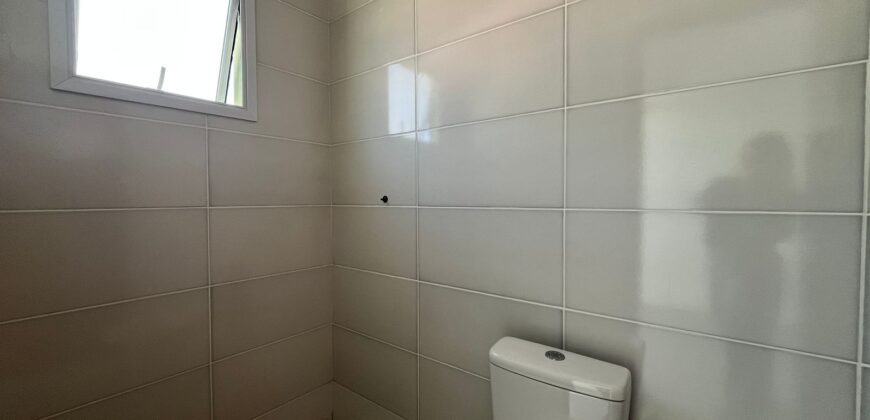 Sobrado Geminado à Venda em Pescaria Brava