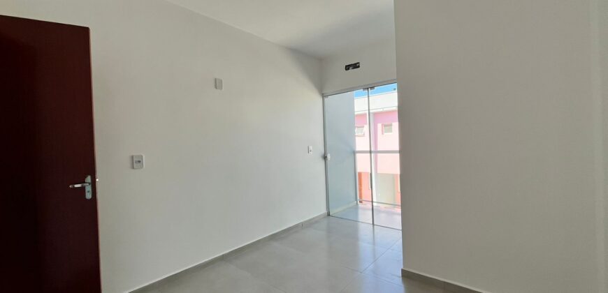 Sobrado Geminado à Venda em Pescaria Brava