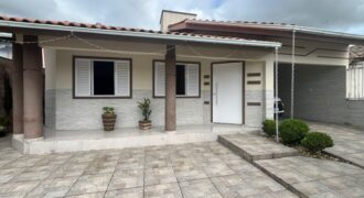 Casa à venda em Capivari de Baixo