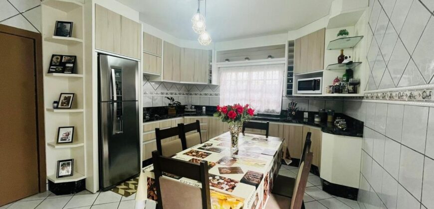 Casa à venda em Capivari de Baixo