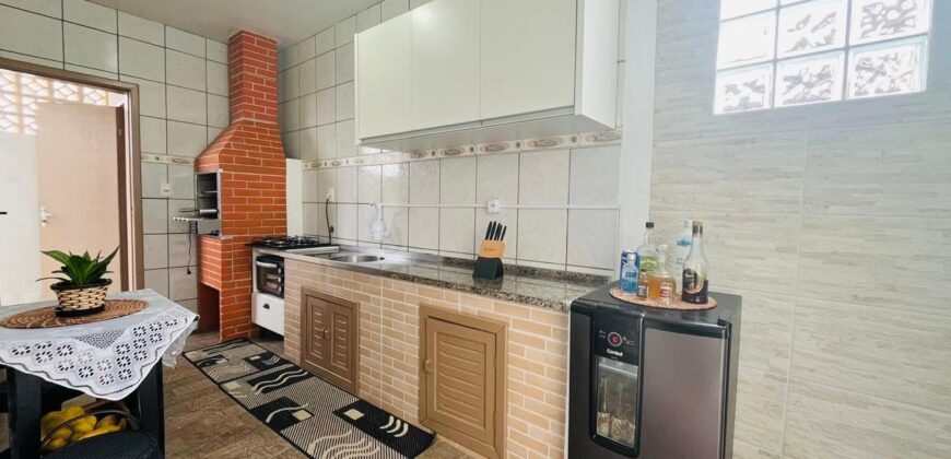 Casa à venda em Capivari de Baixo