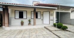 Casa à venda em Capivari de Baixo