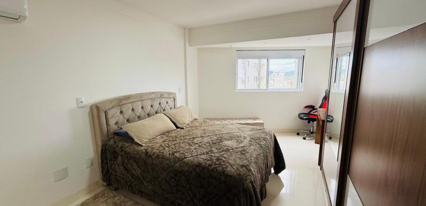 Apartamento à venda no Centro de Tubarão