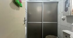 Casa de madeira à venda no bairro Praia Redonda, em Tubarão/SC