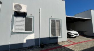 Casa Geminada à venda em Oficinas, Tubarão/SC