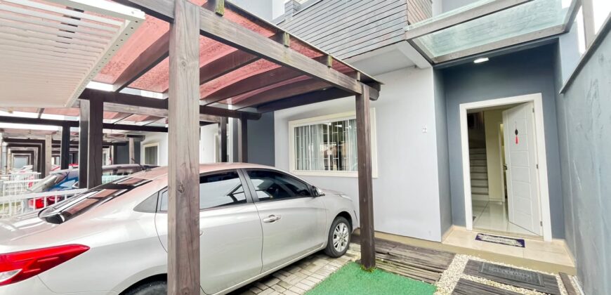 SOBRADO GEMINADO À VENDA – BAIRRO OFICINAS 
