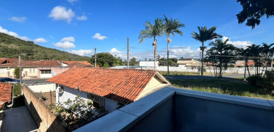 Imóvel à venda – Terreno e 2 casas