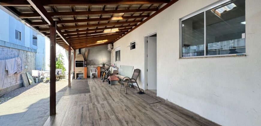 Casa à venda – Morrotes, Tubarão