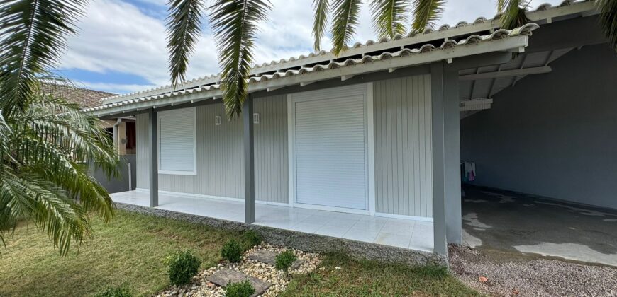  Casa à venda – Pescaria Brava – KM 37