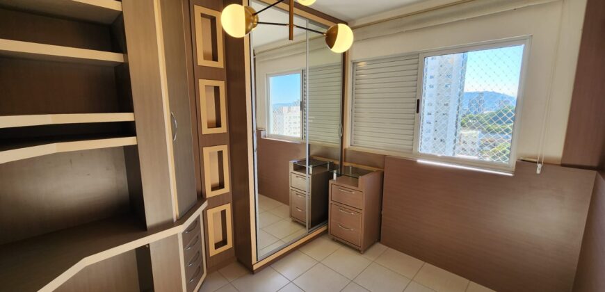 Apartamento à venda no Centro de Tubarão