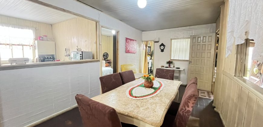 Casa à venda no Centro de Capivari