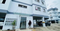 Apartamento à venda no bairro Revoredo