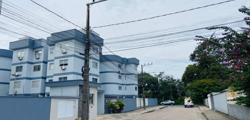 Apartamento à venda no bairro Revoredo