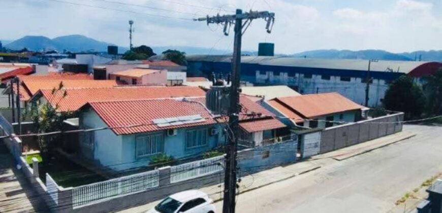 Apartamento à venda no bairro Revoredo