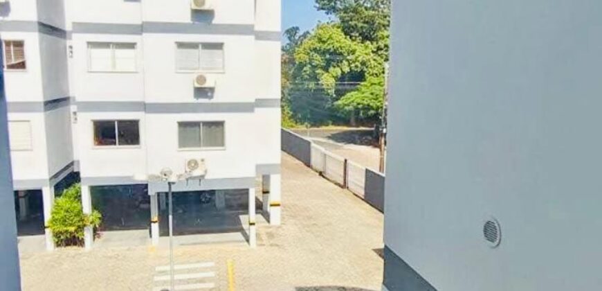 Apartamento à venda no bairro Revoredo