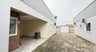 Casa geminada à venda no bairro São clemente, Tubarão