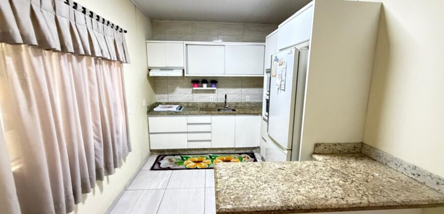 Casa geminada à venda no bairro São clemente, Tubarão