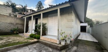 Casa à venda em Vila flor – Capivari de baixo